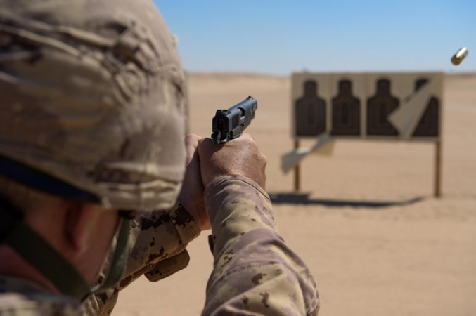 Project to buy new pistols for Canadian Forces is once again underway